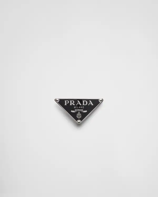Enameled-metal belt buckle