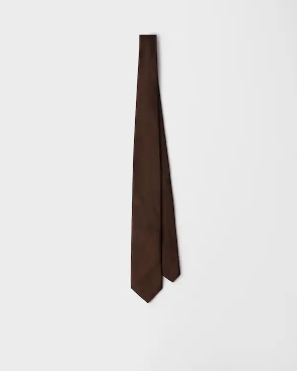 Satin tie