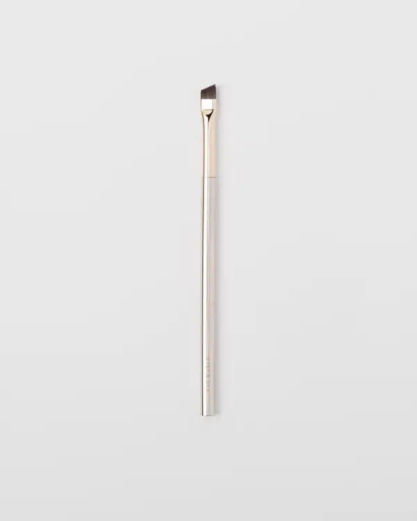 08 Brow and eyeliner brush